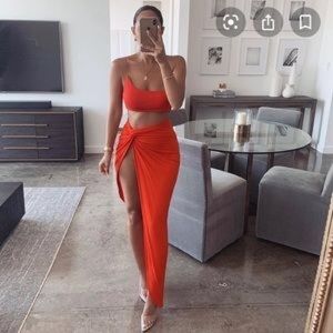Jluxlable Orange Samaria Twisted Skirt